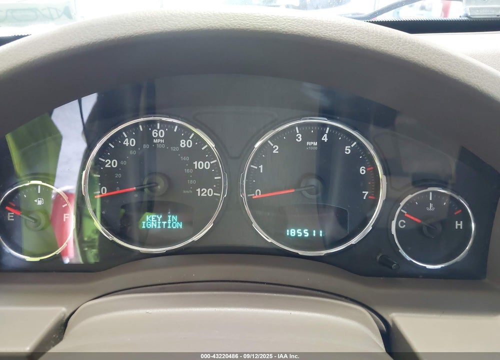2008 JEEP LIBERTY VIN: 1J8GN58K48W187540