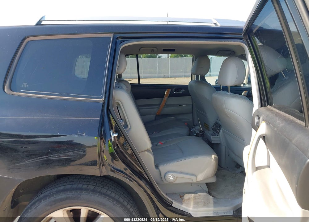 2008 TOYOTA HIGHLANDER HYBRID LIMITED VIN: JTEEW44A582023087