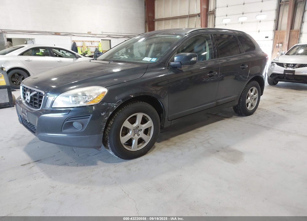 2010 VOLVO XC60 VIN: YV4960DZ6A2103943
