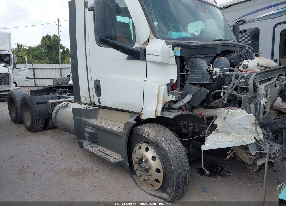 2021 FREIGHTLINER NEW CASCADIA 116 VIN: 3AKJHTDV6MSMX2340