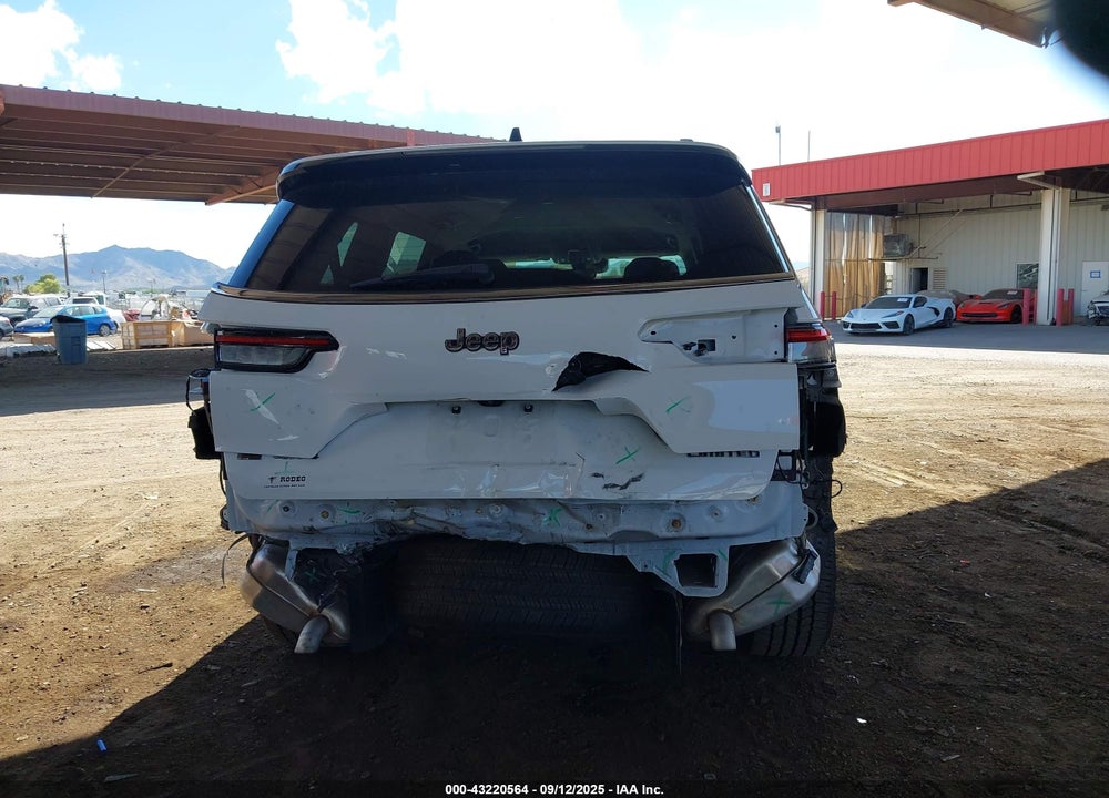 2021 JEEP GRAND CHEROKEE L VIN: 1C4RJKBG9M8200117