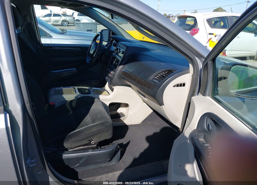2015 DODGE GRAND CARAVAN SXT VIN: 2C4RDGCG4FR733745