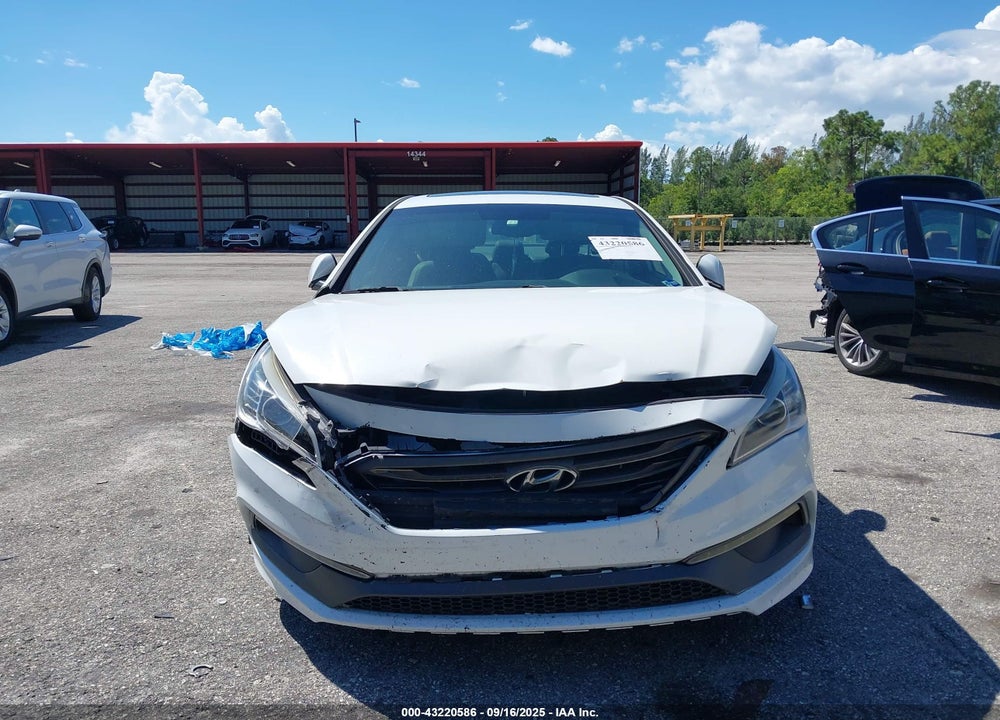 2017 HYUNDAI SONATA SPORT VIN: 5NPE34AF5HH461281