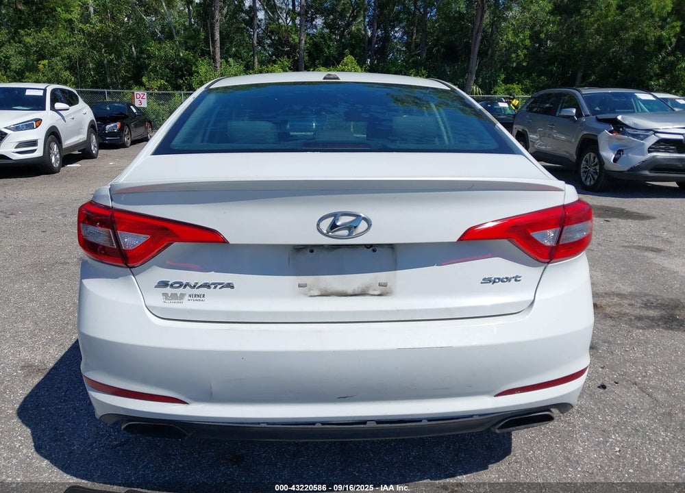 2017 HYUNDAI SONATA SPORT VIN: 5NPE34AF5HH461281