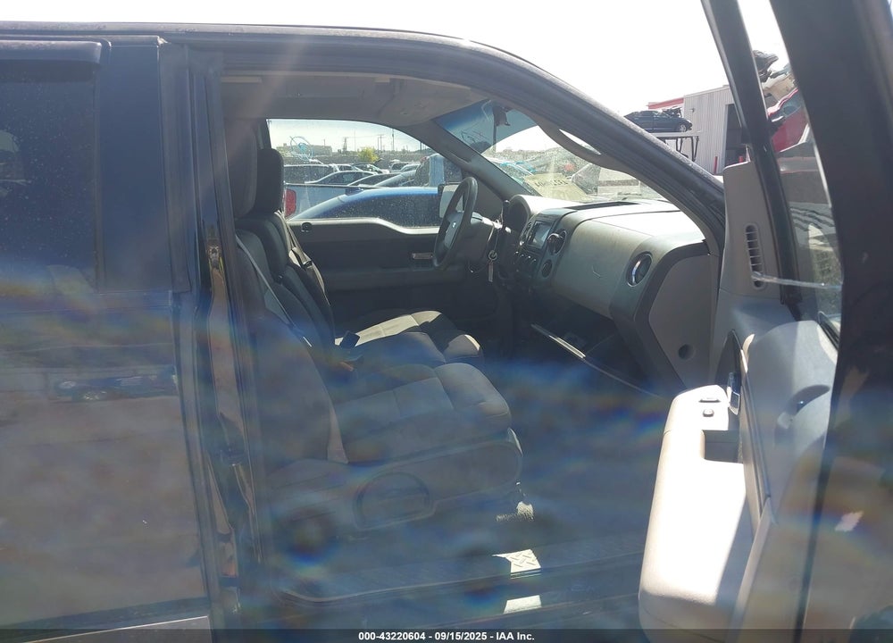 2006 FORD F-150 STX/XL/XLT VIN: 1FTRX14W46FB08599