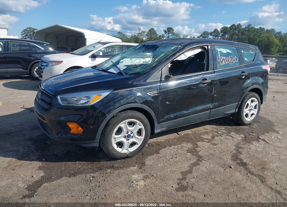 2017 FORD ESCAPE VIN: 1FMCU0F7XHUA18642
