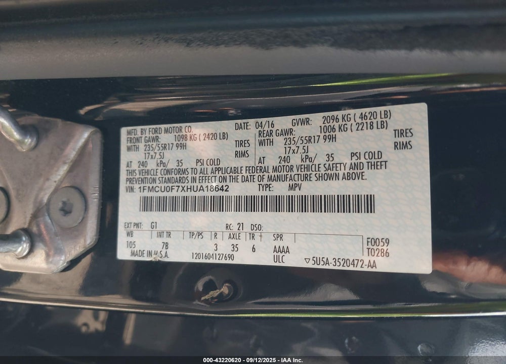 2017 FORD ESCAPE VIN: 1FMCU0F7XHUA18642