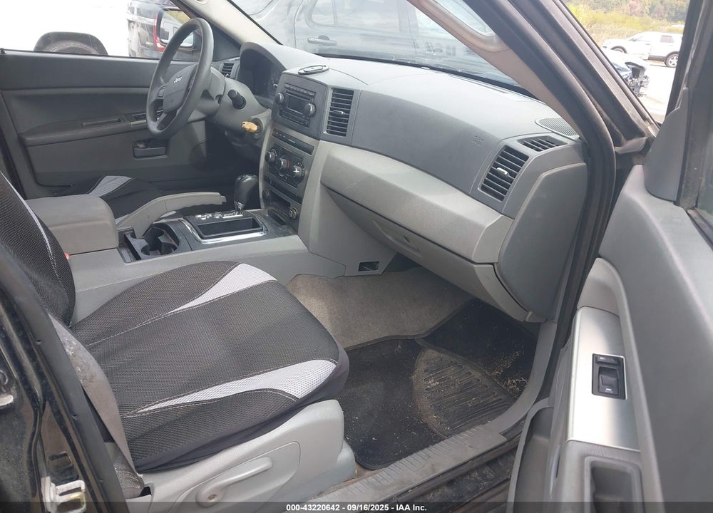 2006 JEEP GRAND CHEROKEE LAREDO VIN: 1J4GR48K46C200897