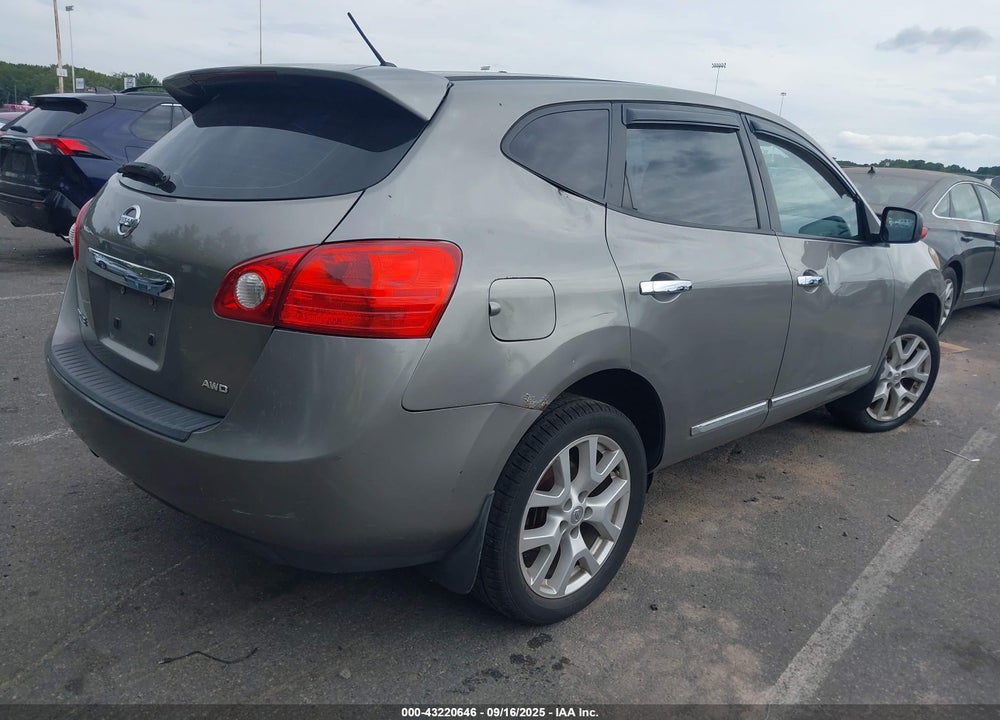 2012 NISSAN ROGUE S VIN: JN8AS5MV2CW401556