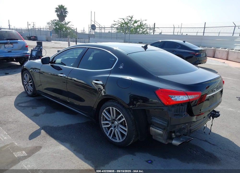2016 MASERATI GHIBLI VIN: ZAM57XSAXG1176943