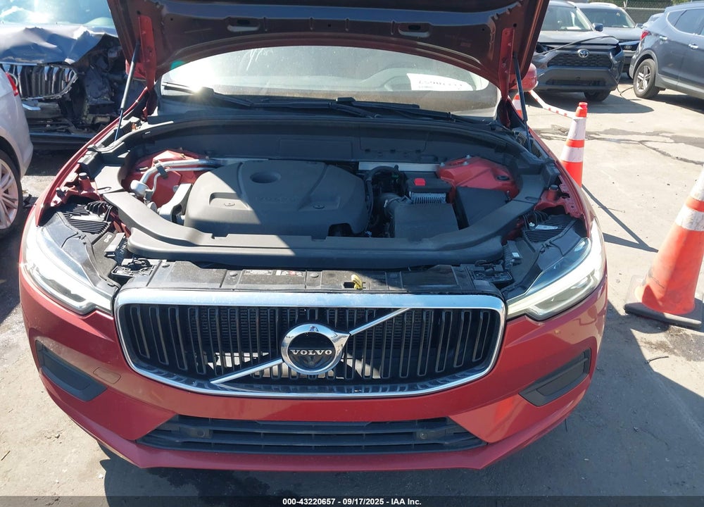 2021 VOLVO XC60 VIN: YV4102RK1M1738035