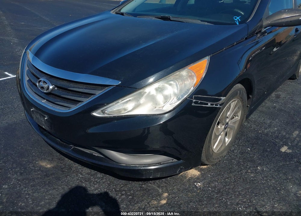 2014 HYUNDAI SONATA VIN: 5NPEB4AC2EH811499