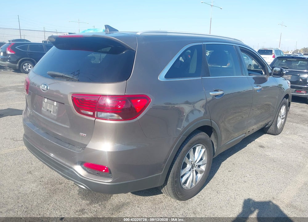2019 KIA SORENTO VIN: 5XYPG4A31KG452515