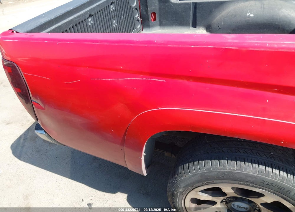 2005 CHEVROLET COLORADO LS VIN: 1GCCS146558137469