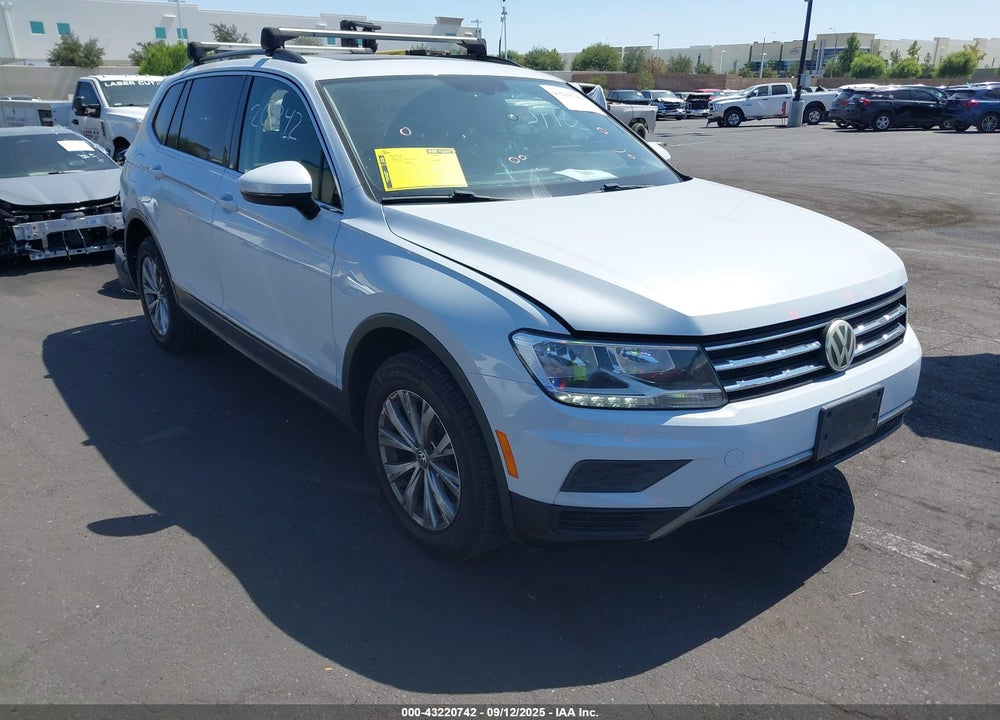 2018 VOLKSWAGEN TIGUAN 2.0T SE/2.0T SEL VIN: 3VV3B7AX5JM161861