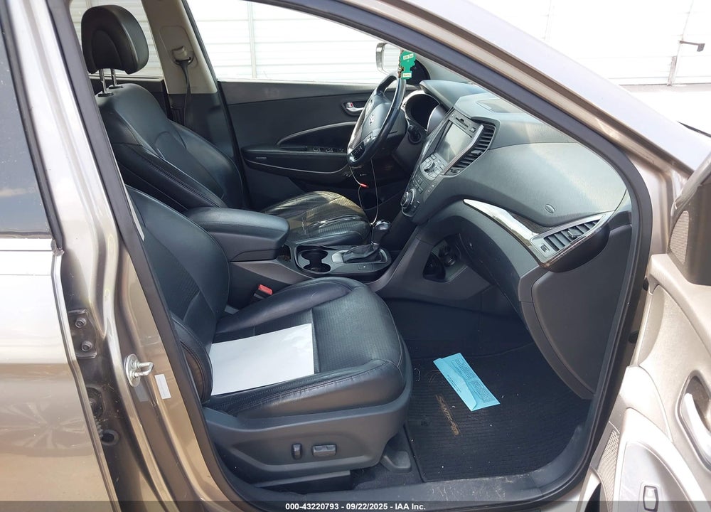2013 HYUNDAI SANTA FE VIN: 5XYZWDLA4DG024321