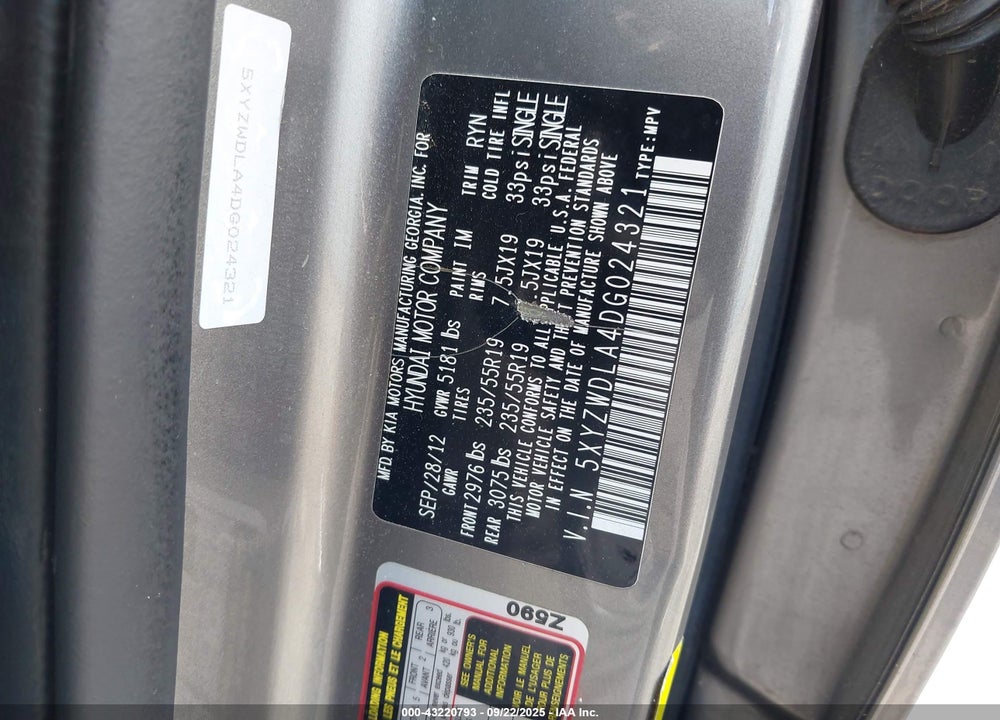 2013 HYUNDAI SANTA FE VIN: 5XYZWDLA4DG024321