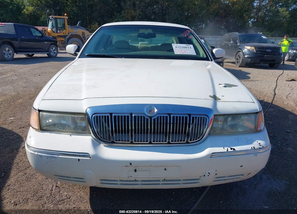 2000 MERCURY GRAND MARQUIS LS VIN: 2MEFM75W4YX717646