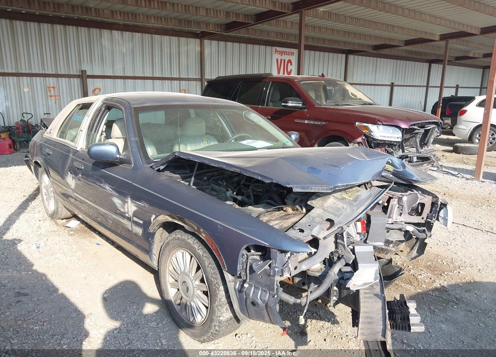 2009 MERCURY GRAND MARQUIS LS (FLEET ONLY) VIN: 2MEHM75V29X609561