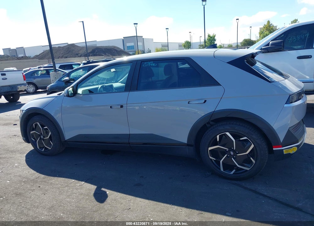 2022 HYUNDAI IONIQ 5 VIN: KM8KNDAF2NU049703