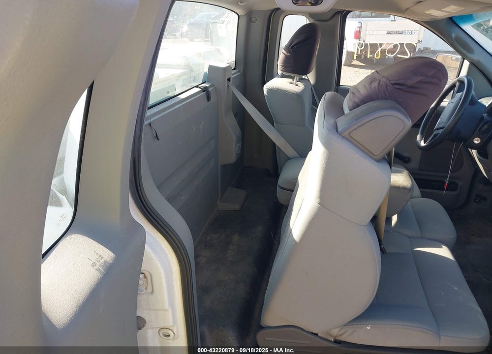 2007 FORD F-150 XL/XLT VIN: 1FTPF12V37KD02229