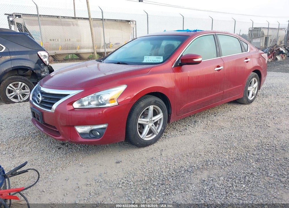 2015 NISSAN ALTIMA VIN: 1N4AL3AP3FN921168