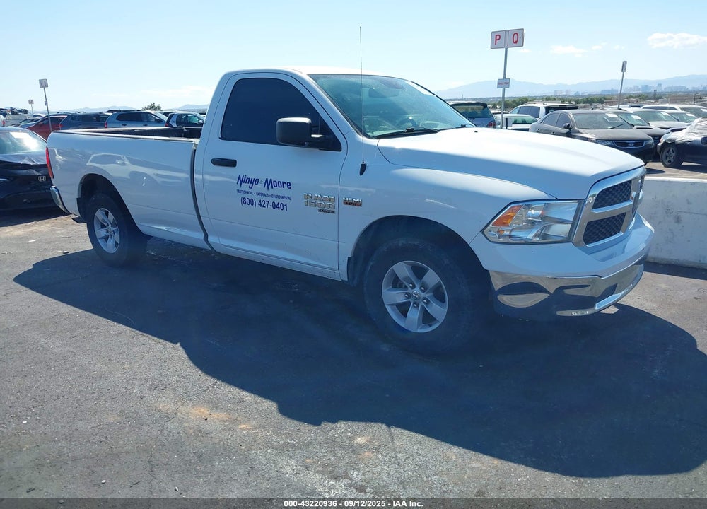 2019 RAM 1500 CLASSIC TRADESMAN 4X2 8' BOX VIN: 3C6JR6DT4KG560871