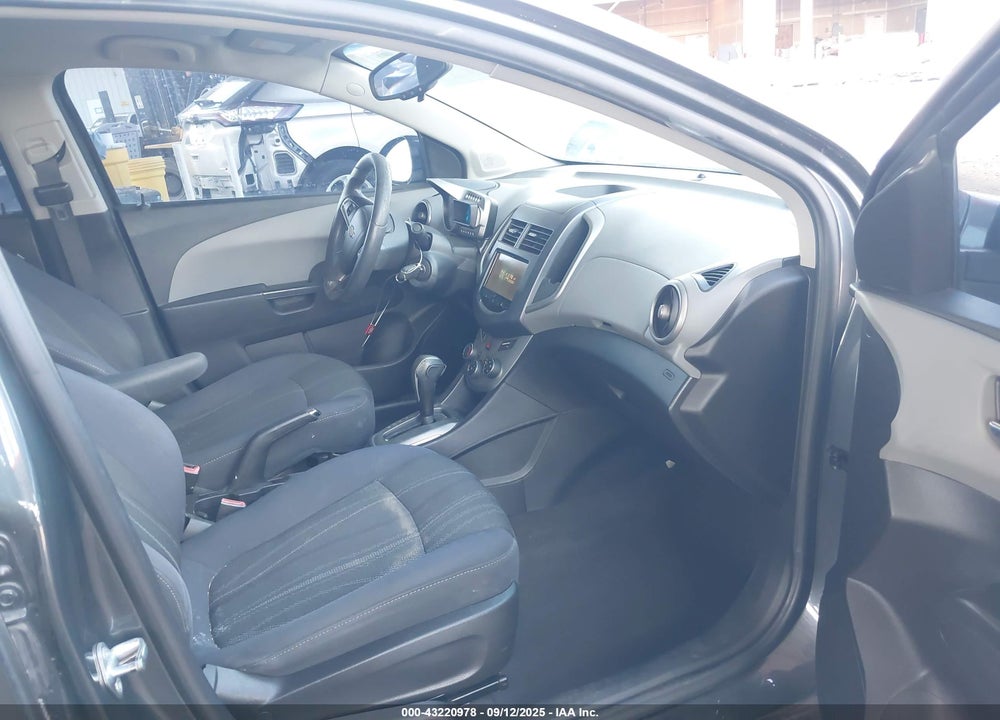 2013 CHEVROLET SONIC VIN: 1G1JC5SB2D4163277