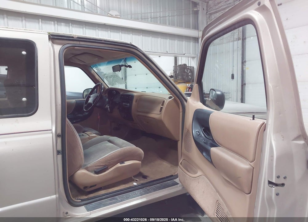 1995 FORD RANGER SUPER CAB VIN: 1FTCR15X0SPB08465