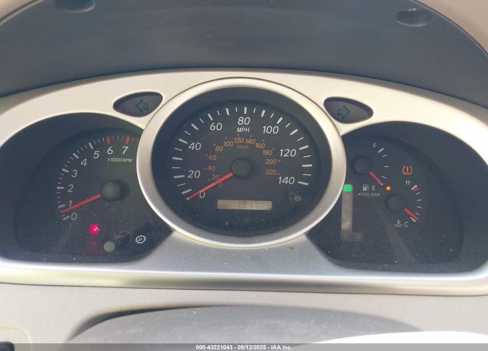 2004 TOYOTA HIGHLANDER V6 VIN: JTEEP21AX40038633