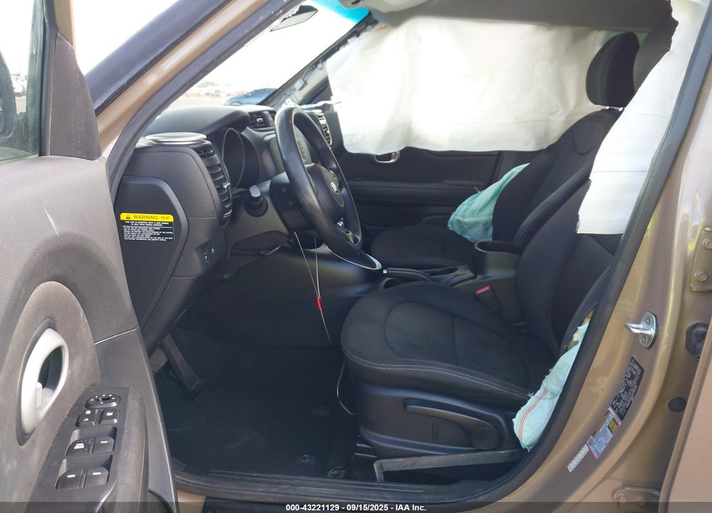 2016 KIA SOUL VIN: KNDJN2A2XG7332658