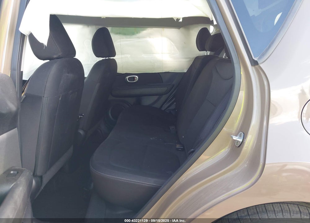 2016 KIA SOUL VIN: KNDJN2A2XG7332658