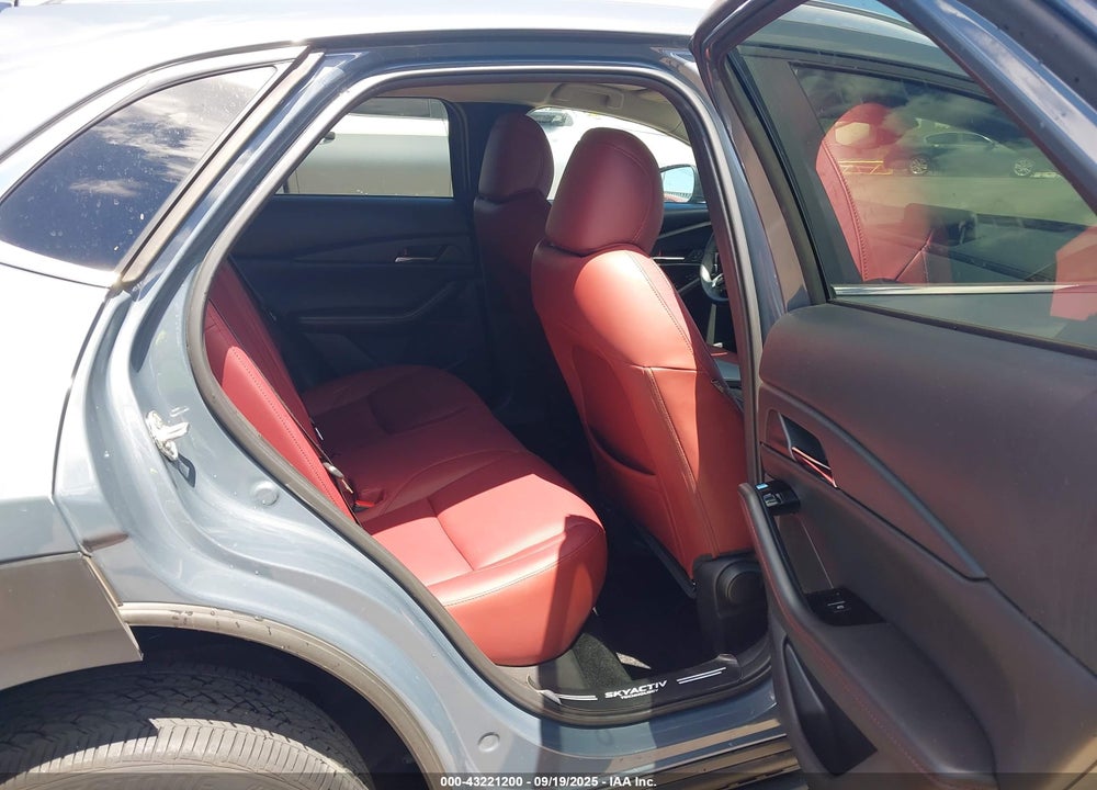 2024 MAZDA CX-30 2.5 S CARBON EDITION VIN: 3MVDMBCM0RM629007