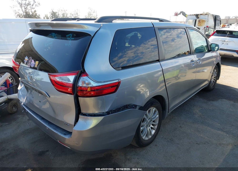 2016 TOYOTA SIENNA XLE PREMIUM 8 PASSENGER VIN: 5TDYK3DC6GS755227