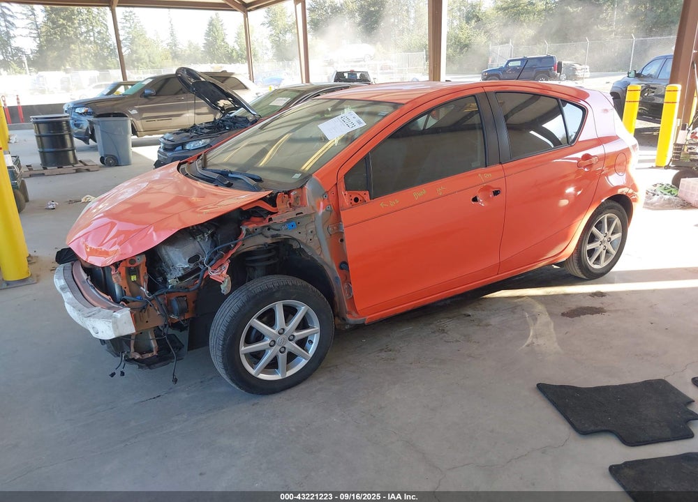 2012 TOYOTA PRIUS C VIN: JTDKDTB38C1015463