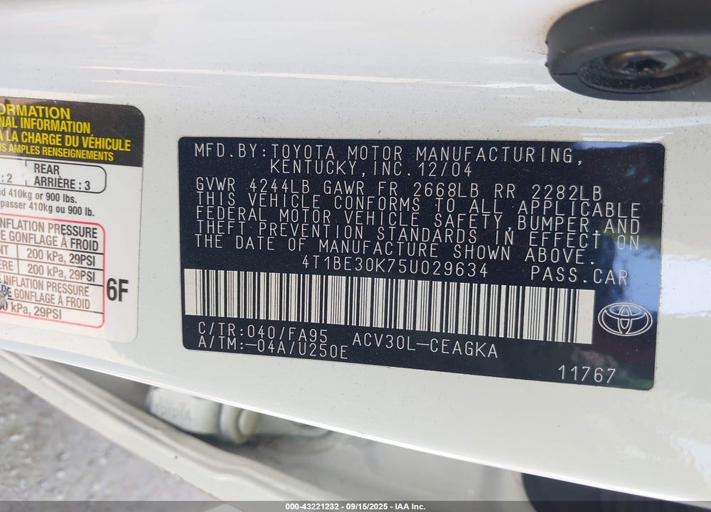 2005 TOYOTA CAMRY XLE VIN: 4T1BE30K75U029634
