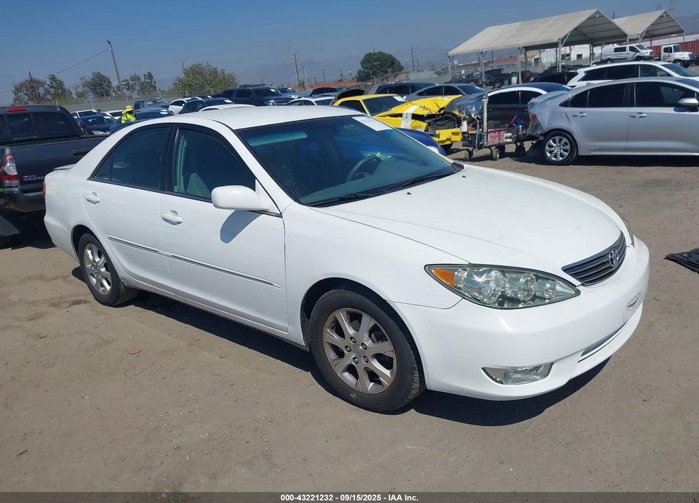 2005 TOYOTA CAMRY XLE VIN: 4T1BE30K75U029634