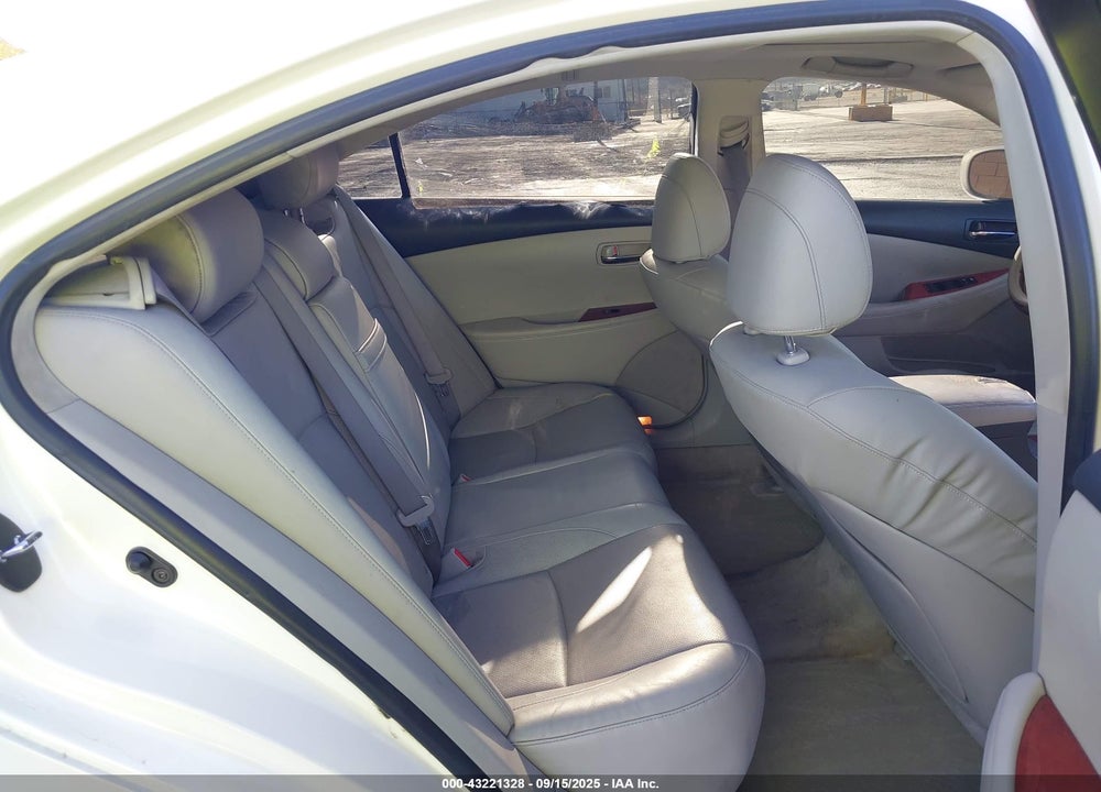 2007 LEXUS ES 350 VIN: JTHBJ46G972000870