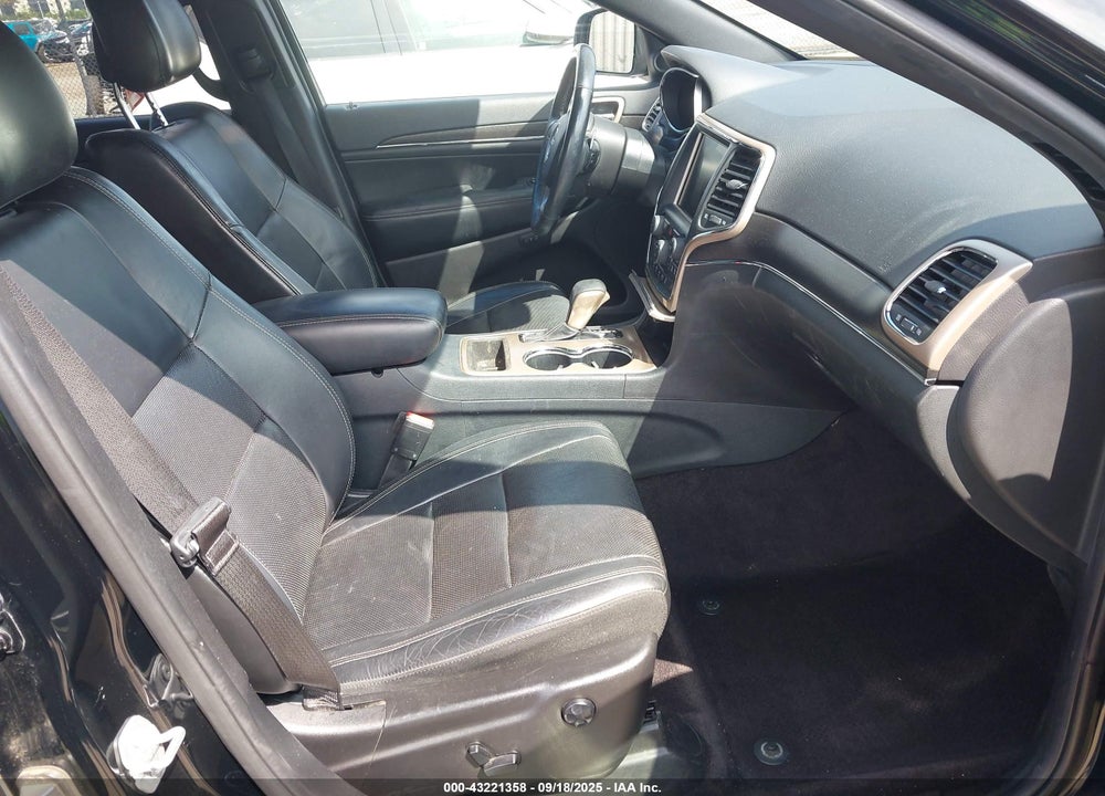2017 JEEP GRAND CHEROKEE VIN: 1C4RJEBG1HC788633