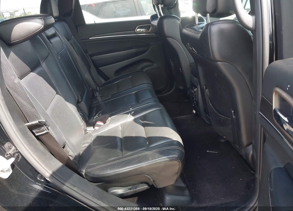2017 JEEP GRAND CHEROKEE VIN: 1C4RJEBG1HC788633