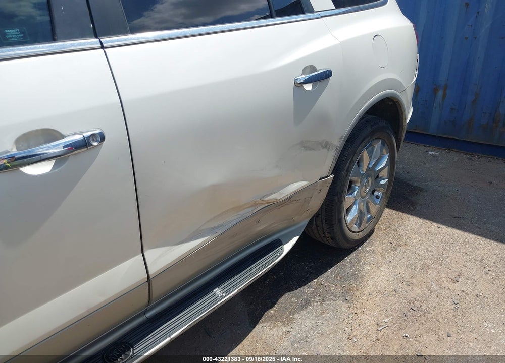2011 BUICK ENCLAVE VIN: 5GAKRCED6BJ254192