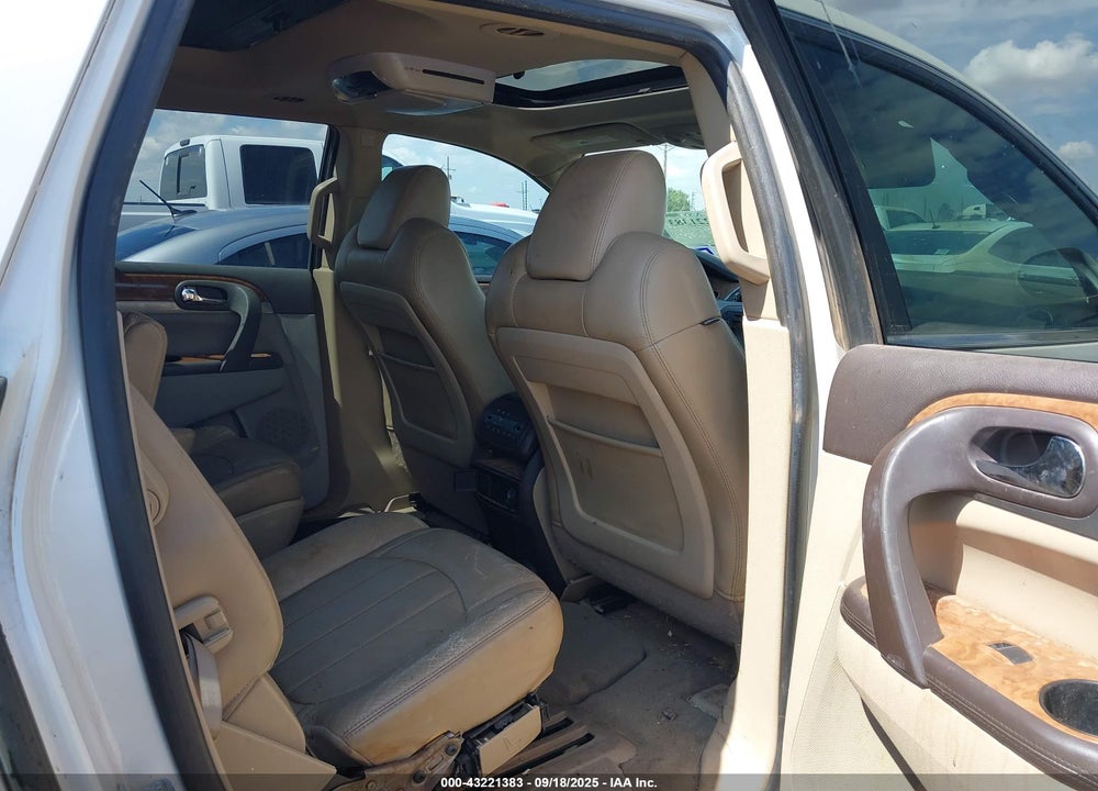 2011 BUICK ENCLAVE VIN: 5GAKRCED6BJ254192