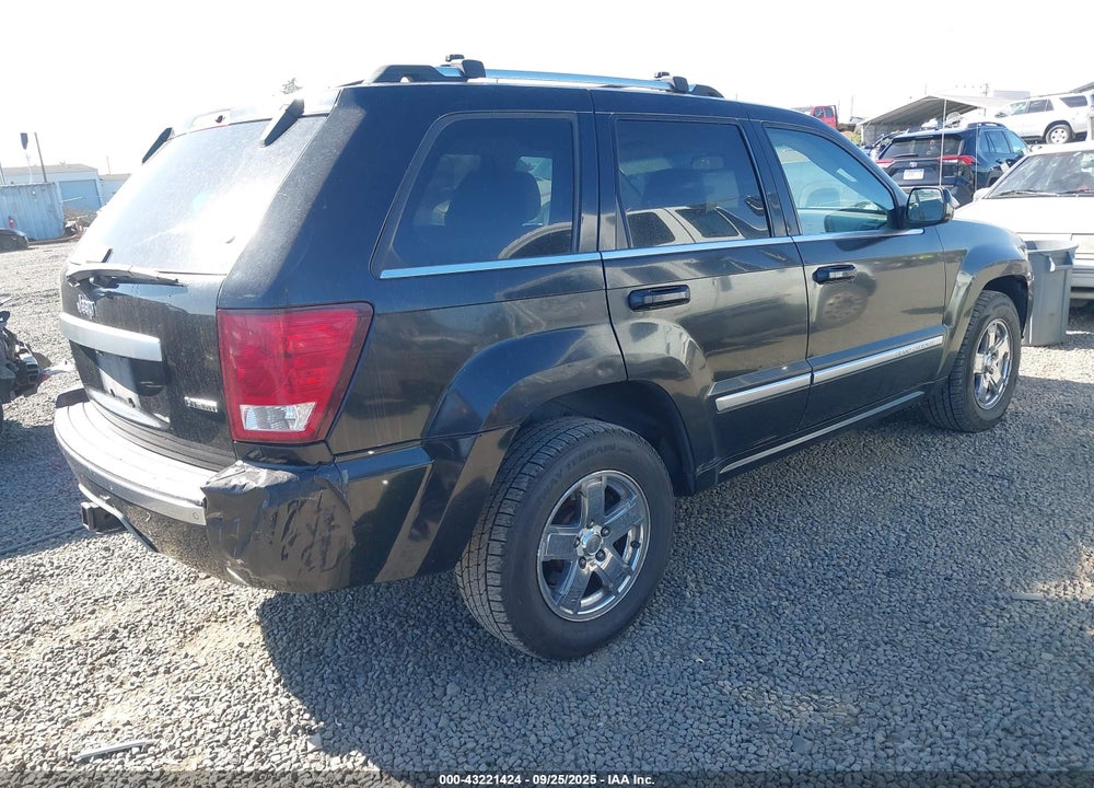 2007 JEEP GRAND CHEROKEE VIN: 1J8HR68257C510637