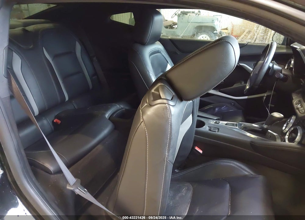 2016 CHEVROLET CAMARO VIN: 1G1FD1RS4G0121528