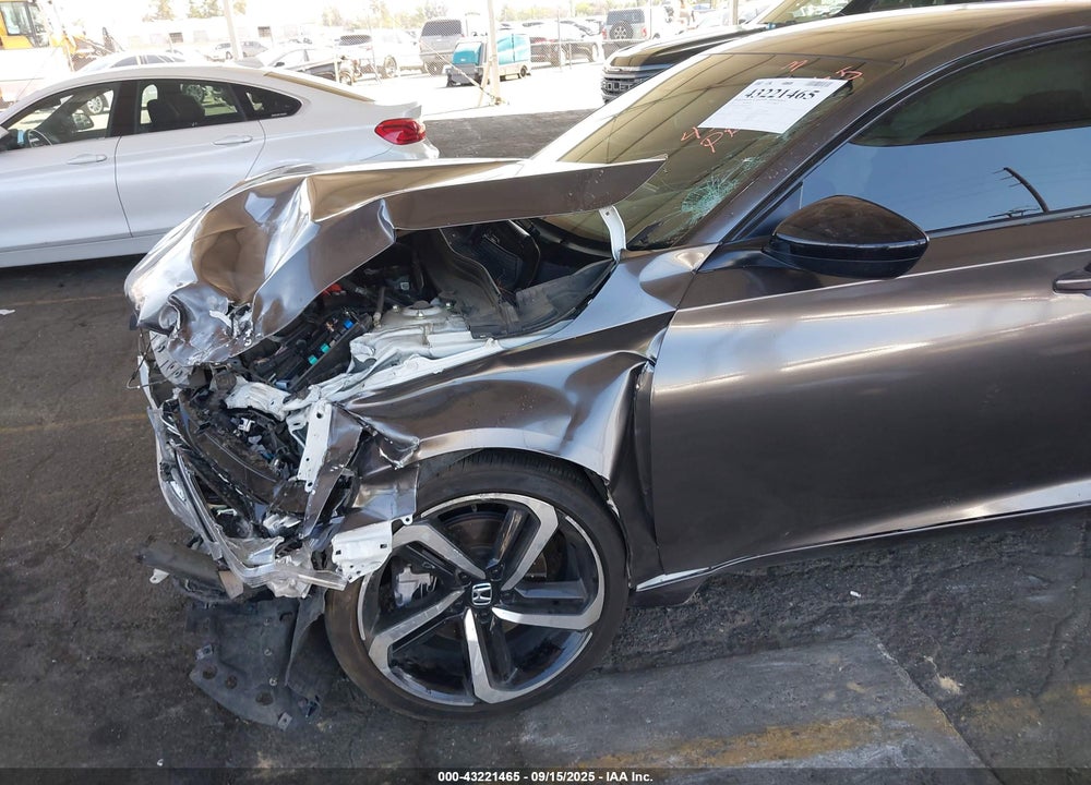 2022 HONDA ACCORD VIN: 1HGCV1F33NA120724