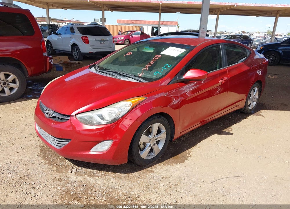 2013 HYUNDAI ELANTRA VIN: 5NPDH4AE1DH392488