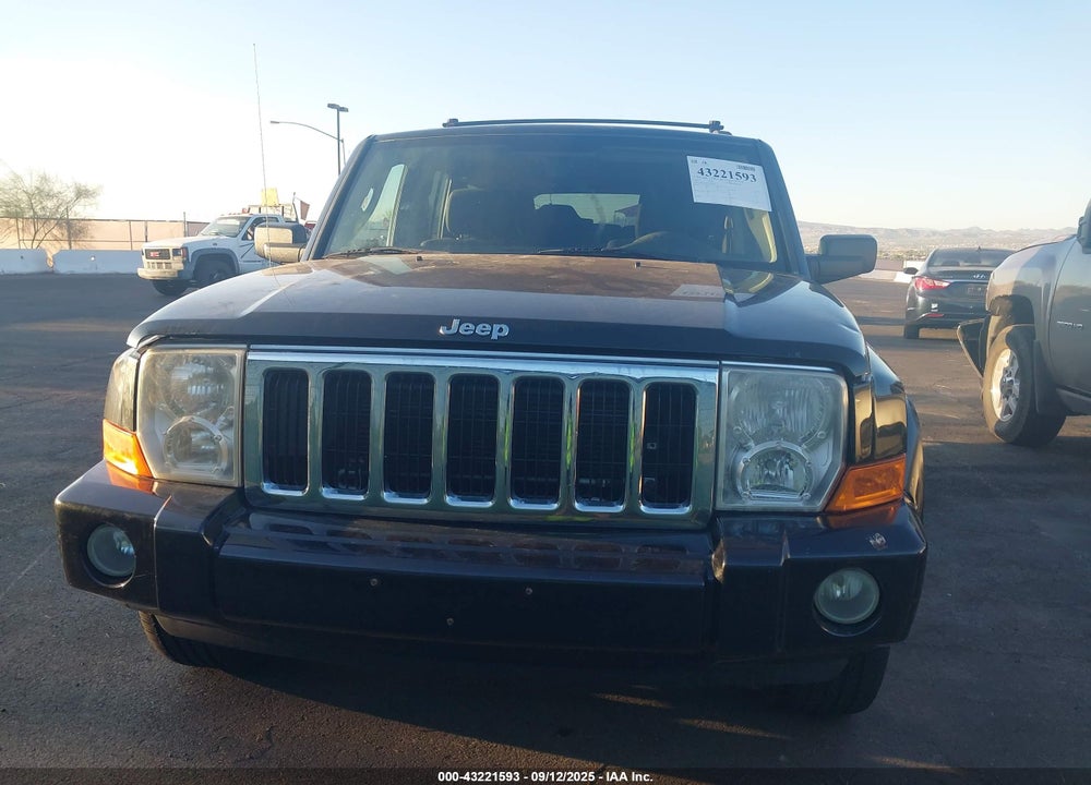2009 JEEP COMMANDER VIN: 1J8HH48K99C500235