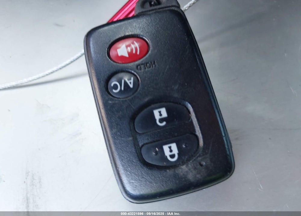 2015 TOYOTA PRIUS VIN: JTDKN3DU4F1900640