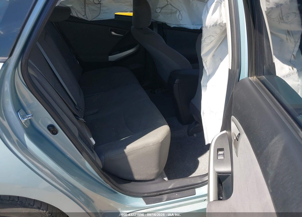 2015 TOYOTA PRIUS VIN: JTDKN3DU4F1900640