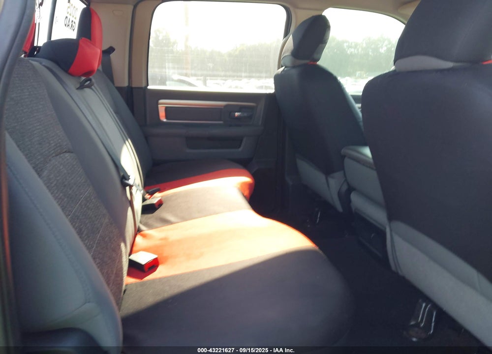 2016 RAM 1500 VIN: 1C6RR7LT4GS191763